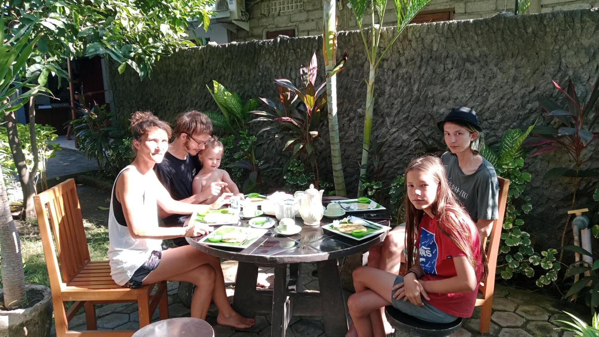 Van Santri Homestay Pemuteran 외부 사진